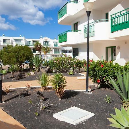 Luxury Beach Front Apartmentos Tahiche Costa Teguise Kültér fotó