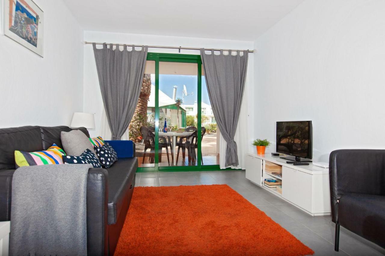 Luxury Beach Front Apartmentos Tahiche Costa Teguise Kültér fotó